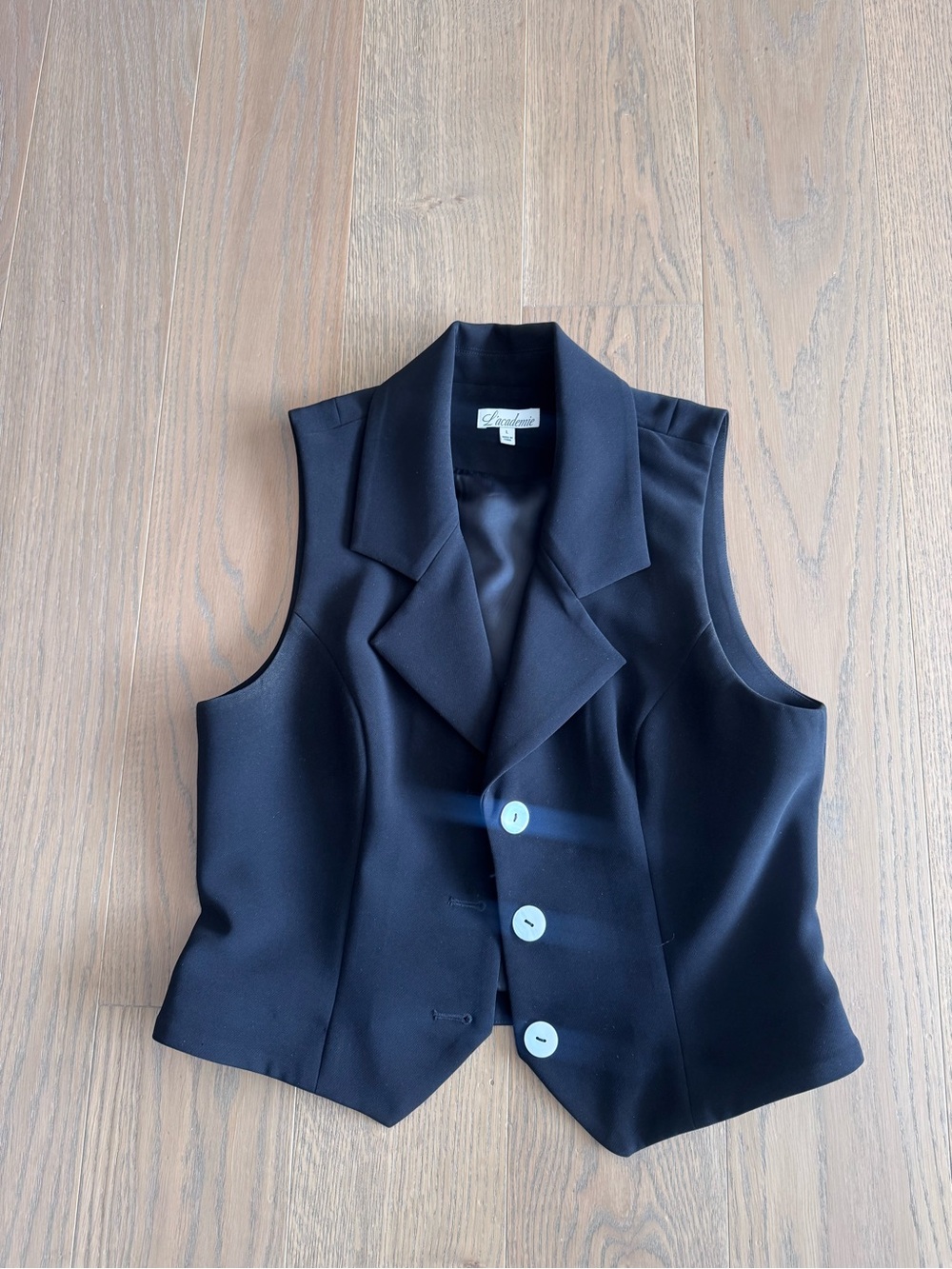 Revolve vest